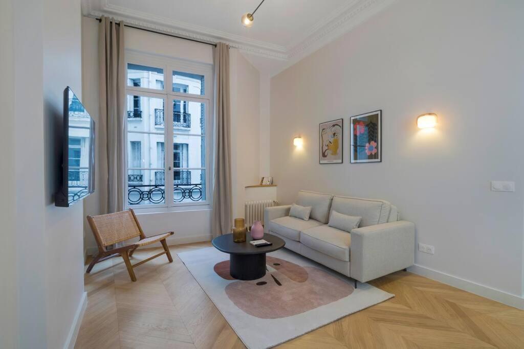 Apartment 6pers#2bedrooms#victor Hugo#arc De Triomphe Paris