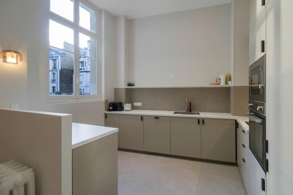 Apartment 6pers#2bedrooms#victor Hugo#arc De Triomphe