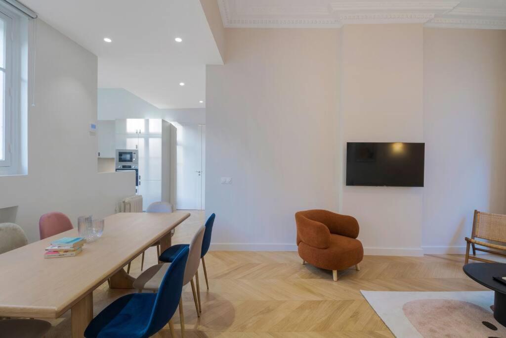 6pers#2bedrooms#victor Hugo#arc De Triomphe Apartment